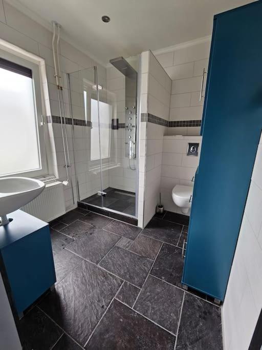 Bed and Breakfast Voormalig Politiebureau Gebruik Welnesstuin Tegen Betaling à Ouddorp Extérieur photo